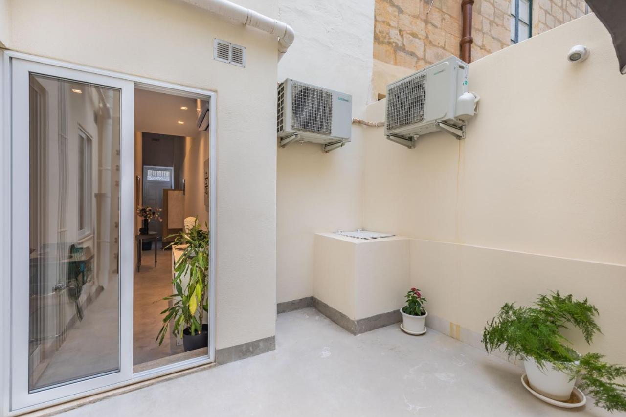 Sliema Luxurious One Bedroom Duplex Maisonette ภายนอก รูปภาพ